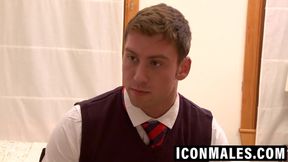 Connor Maguire loves hot anal sex with Ian Levine
