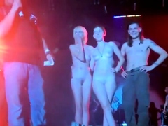 amateur nude stage concert