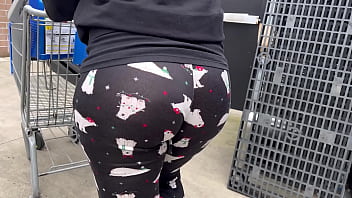 Bubble Butt Bouncing While Shopping