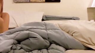 UNBELIEVABLE TEEN CAM GIRL GETS 3 HORNY GUYS IN BED! CREAMPIE FRENZY!