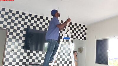 Mim Dei Bem I took advantage of the service to fuck the electrician