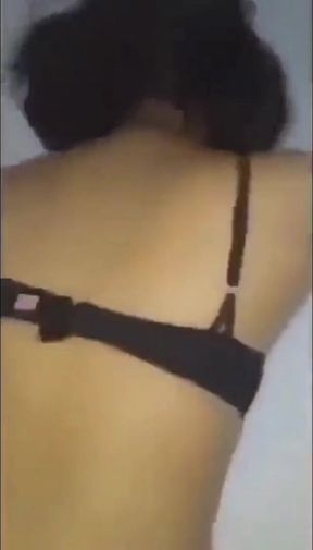 boyfriend na gf ko hotal ma la ja kar sex kiya