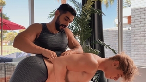 DrillMyHole: Muscle american gay has a passion for bondage