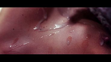 Newlywed Brides Please Each Other On Vacation