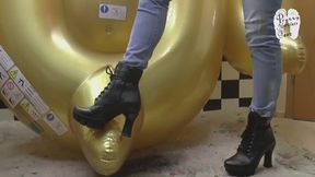 Inflatable Swan under New Rock Boots