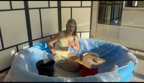 Georgia Brown in the Card Stack Challenge!