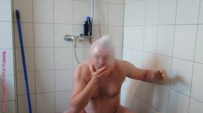 The horny shower with the piss