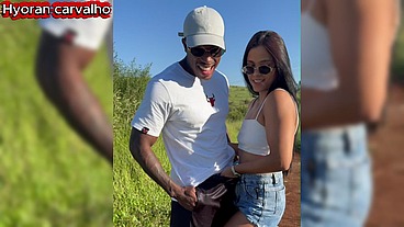 casal de lesbica flagadas fudendo na trilha com bbc dotado