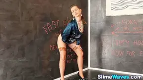 Glam Slut Fucks