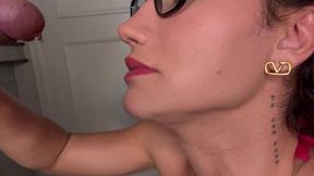 o gemido mais gostoso que eu ja ouvi. gozou na minha boca e eu gozei juntinho com ele!