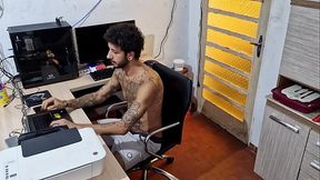 acordei com tesao de madrugada e pedi pro meu meio-irm&atilde_o me foder gostoso