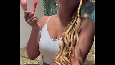New Toy Review w/ Rhae Woods