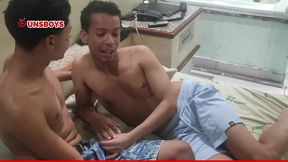 novinho saiu da balada e fodeu gostoso o cu do passivo