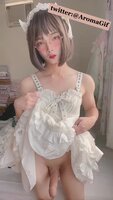 Aroma's Solo Handjob: Big Dick Crossdresser Unleashes His Passion
