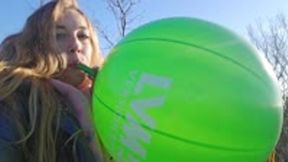 Looner - 012 - Outdoor Masturbation