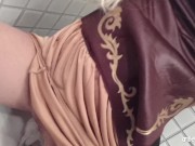 Khaleesi Is Introduced To The Bidet (Game of Thrones)