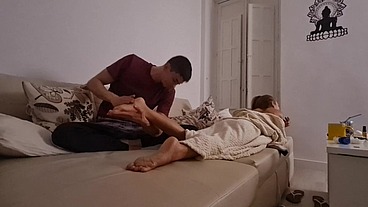 FOOTJOB to a big cock - FOOT MASSAGE and CUM ON MY FEET - Tommy Cabrio & Apolonia Lapiedra