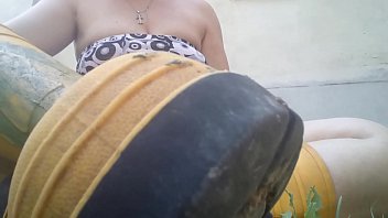 Lick my yellow boots completely dirty with green mud while I&#039_m in the garden