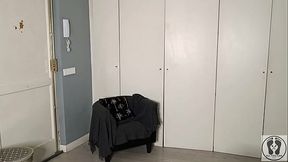 HOUSE BURGLAR BUTTCRACK WAS ELECTROCUTED IN THE CHAIR