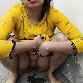 Kaamwali Boli, Saheb Pagar Bada Do Me Sab Kuch De Dungi, Hindi Dirty Talking XXX HD Video outdoor main peshab kiya