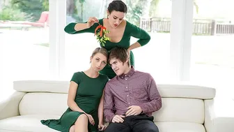 Busty stepmom Penny Barber devours stepdaughter Macy Meadows' pussy while getting fucked