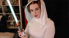 Curvy AmberLeia Plays, Star Wars Day 2018