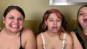 Mouth tour with Layla Moore and Mona Flowers WMV