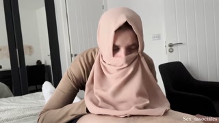Arab Step Mom Helps To Masturbate Her Stepson With Broken Arms.