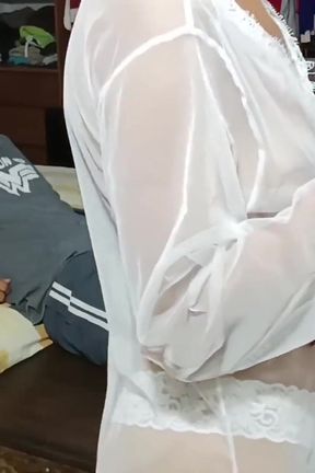 Alone in the Room and My Stepsister Wants to Fuck Me - Porn in Spanish.