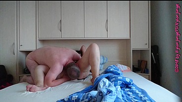 Sexy MILF im Ouvert Slip