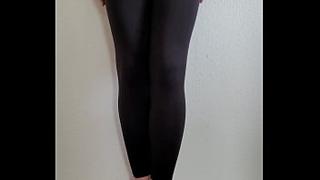 Wanna cum on my leggings?