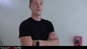 Hot EXPERIENCED LADY Reagan Foxx craving young stud's stiff tool