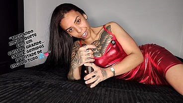 [SOLO] Treinando minha garganta com um consolo grande- Oral intenso, com gemidos e babando muito!