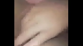 Rola rica se masturba para m&iacute_