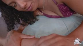 Mordendo tua pele, que delicia sentir meus dentes cravando e marcando tua pele by Nath X (part05-05)