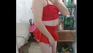 Usando conjunto de espartilho dela