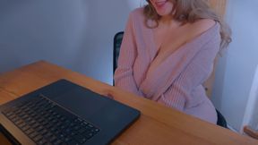 Horny Wife Teases Hubby on Business Trip via Steamy Chat - Fans Get Way More!