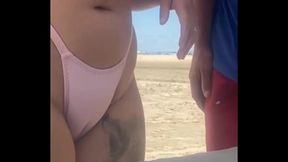 Beach babe shares her juicy pussy with a lucky young guy