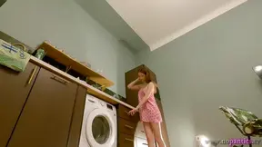 Witching Slut’s Solo Vid of Dripping Wet Pussy Play