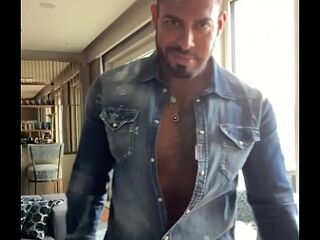 Flexing muscle and masturbate with oil - VIKTOR ROM - PORNSTAR HOMO DAD BEAR