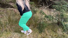 Forest peeing