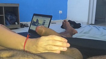 Minha mulher e uma ninfomaniaca quer pica a cada 5 min tenho que aguentar para n&atilde_o virar corno