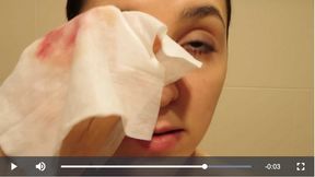 Rebecca removes makeup