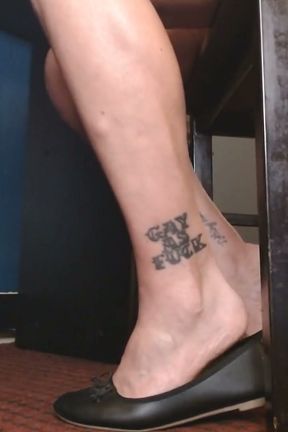 Makeup Chair Shoeplaying Black Ballet Flats