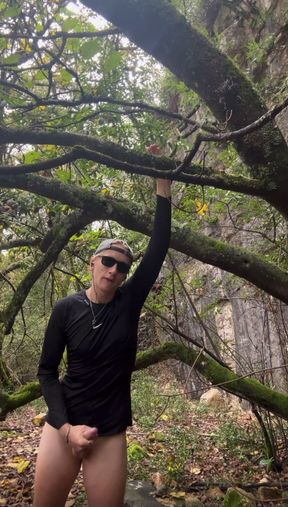 Hiker Bro goes Off-Trail to Jerk Off