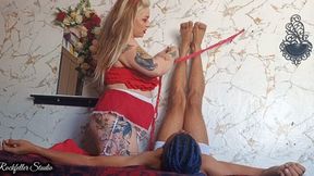 Christmas Domination of Big Butts - Worship Facesitting by Lolla Rockefeller - Fullvideo