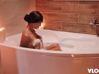 Lalin girl Athenea Rose Delivers Unstoppable Screw With Lustful Chap