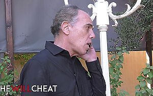 SHE WILL CHEAT - Hot Babes Brett Rossi And Cali Carter Sit On Each Other's Faces