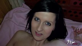 A tall brunette shows her sexual skills in the garden house