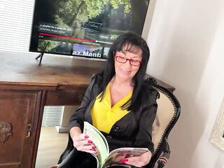 Have a fun my relaxed day with shaking my saggy breasts